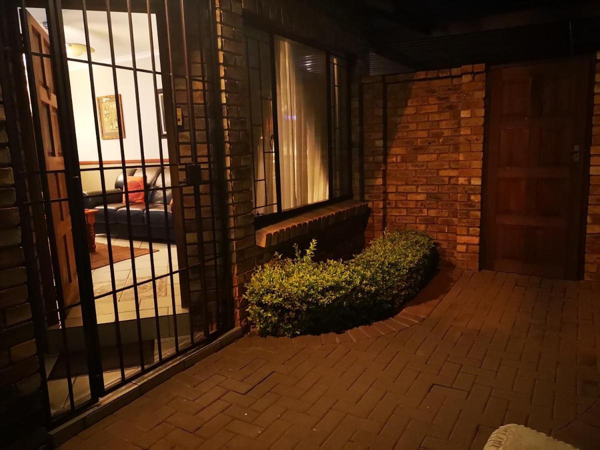 De Oude Herberg Centurion Exterior foto